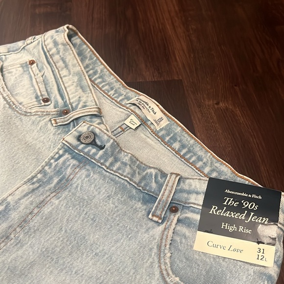 abercrombie curve love the 90s relaxed jeans high rise - Picture 2 of 4